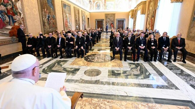 Francisco, a las cofradías: "Actualicen sus tradiciones sin nostalgia del pasado"