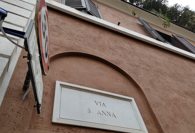Via Santa Anna