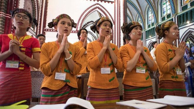 Crstianos en Myanmar