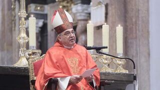 El arzobispo de Valencia, Enrique Benavent