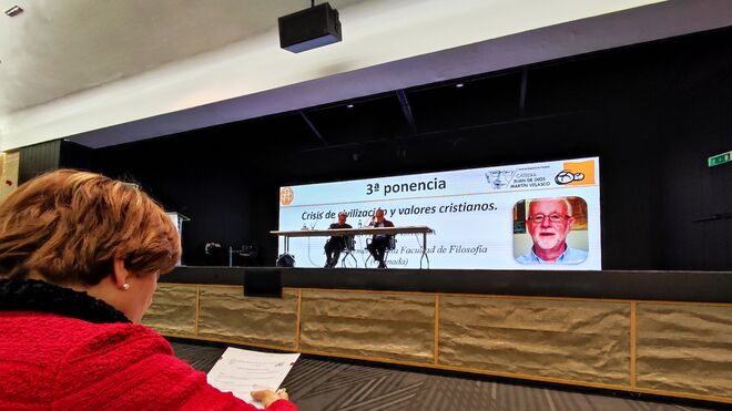 Juan Antonio Estrada, durante su ponencia