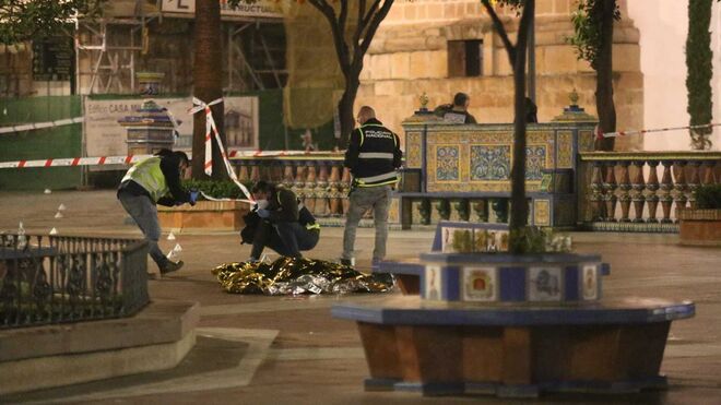 Un sacerdote asesinado y otro herido en un ataque contra iglesias de Algeciras