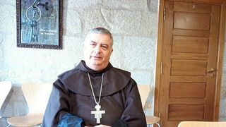Rodríguez Carballo con el hábito franciscano