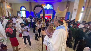 Maradiaga, con la virgen de Suyapa