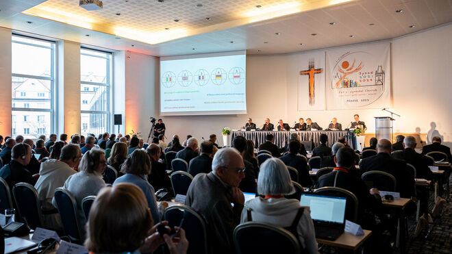 Apertura de la Asamblea Continental de Praga