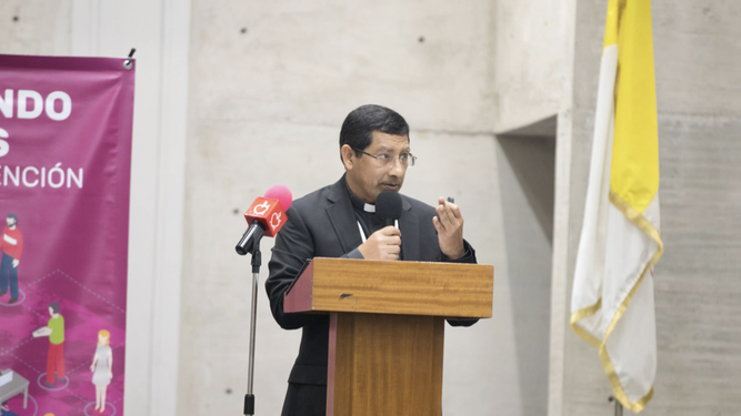 Mario Medina Balam, obispo auxiliar de Yucatán