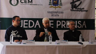 Mons. Rogelio Cabrera