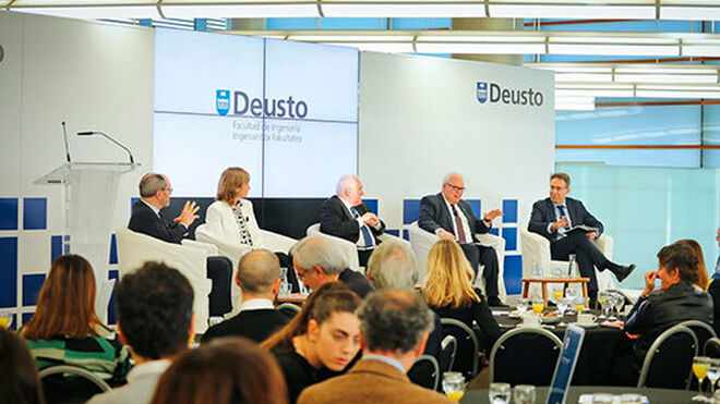 De izqda. a drcha: Pedro Mier, Marta Margarit, José María Guibert, Galo Gutiérrez y Pablo García Bringas