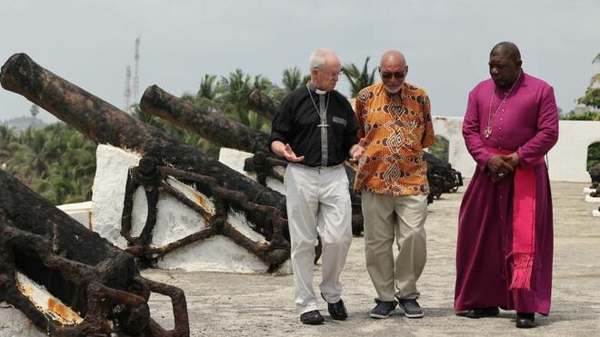 Justin Welby, con otros líderes anglicanos en Ghana