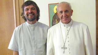 Francisco y el padre José María Di Paola, 'Pepe'