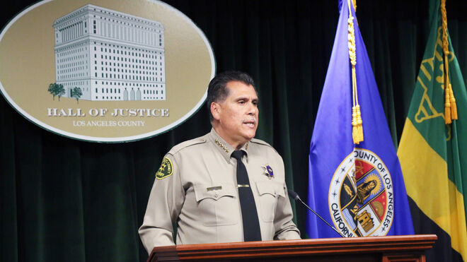 El sheriff Robert Luna