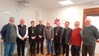 Los obispos, con los representantes sindicales