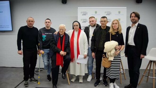 Sor Lucía Caram y Padre Ángel piden donaciones para un hospital de campaña