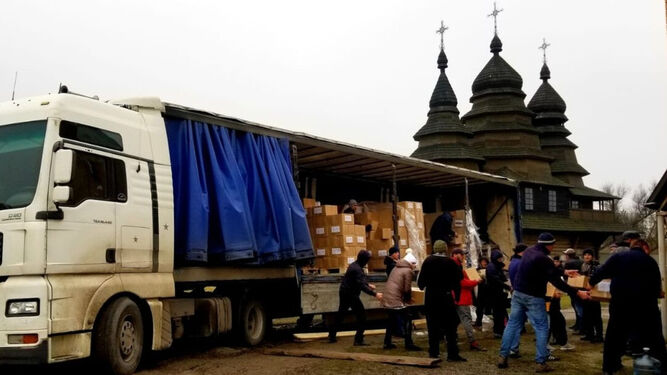Repartode ayuda humanitaria de los religiosos basilianos en Jersón