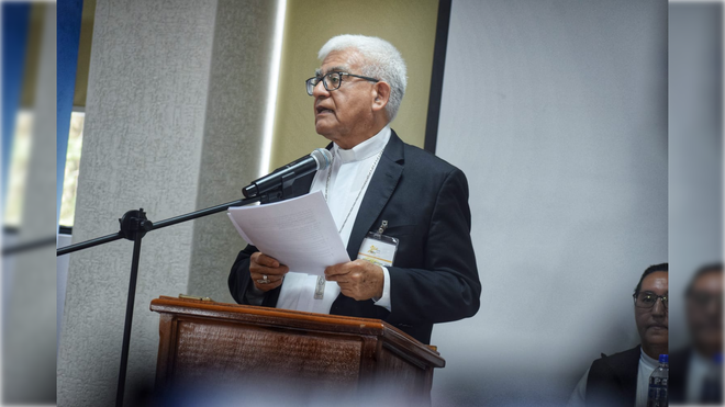 Miguel Cabrejos: "El Espíritu habla a la Iglesia en virtud de la unción dada en el bautismo"