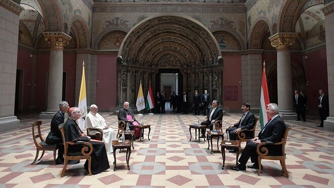 Francisco, con Viktor Orban