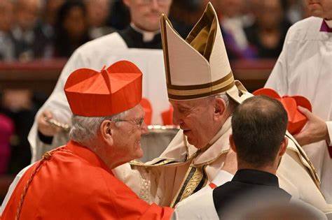 Cardenal Steiner emposado cardenal