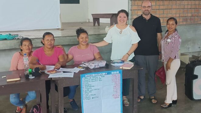 Junta directiva del colegio "Severino Deshaies" de Aucayo
