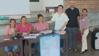 Junta directiva del colegio "Severino Deshaies" de Aucayo