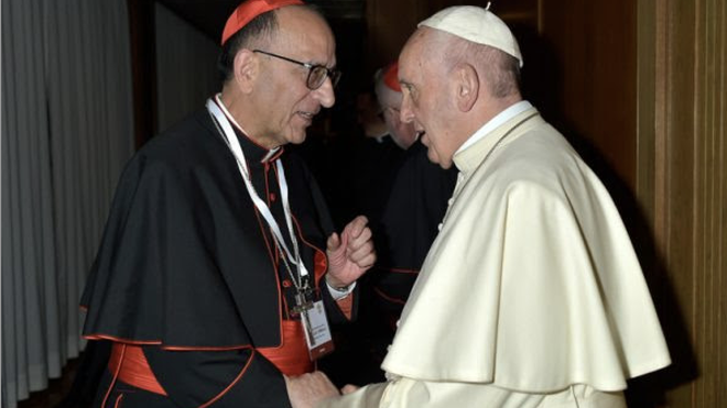 El cardenal Omella, con el Papa Francisco