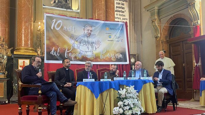 Mesa redonda en San Antón