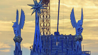Luces en el camino: Las torres de la Sagrada Familia