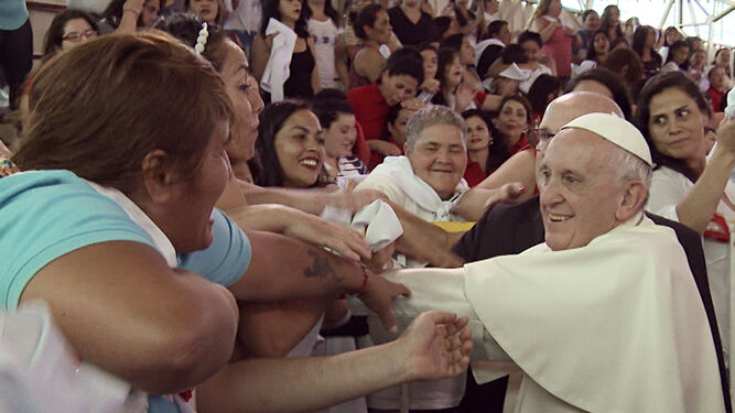 El Papa Francisco en su visita a una cárcel femenina en Chile