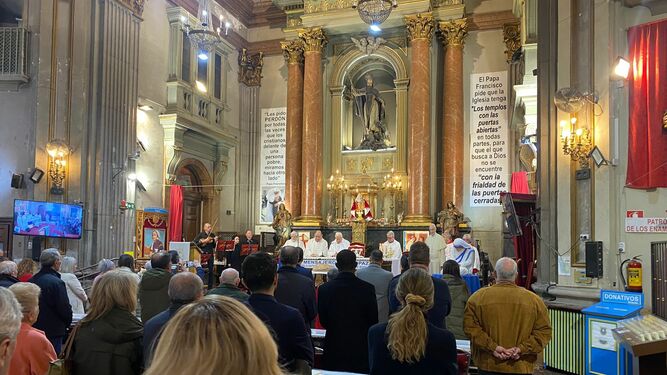 San Antón, con el padre Ángel