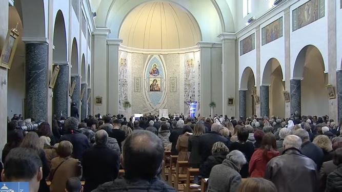 Fieles de Santa María de la Gracia
