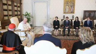 El Papa, con Osoro, Ayuso, Almeida y Gonzalez