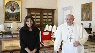 Anne Hidalgo, con el Papa