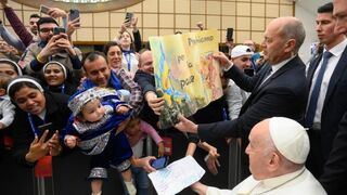 Los refugiados, con el Papa