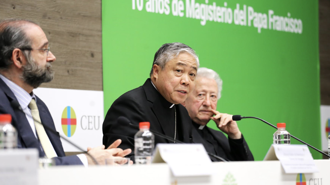 El Nuncio, en el congreso del Papa Francisco