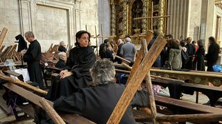 La familia apuntala el relevo generacional en cofradías de la España vacía