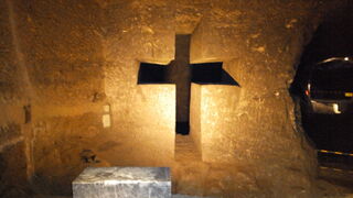 En este Viernes Santo: ¿Qué cruces podríamos erradicar?