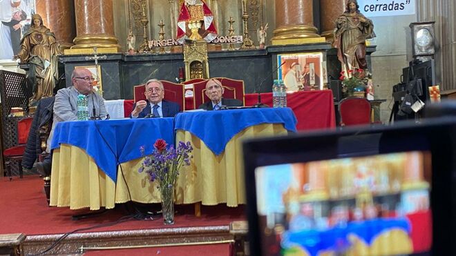 Vidal, Lamet y Castillo, durante la presentación de 'Declive de la religión y futuro del Evantelio'