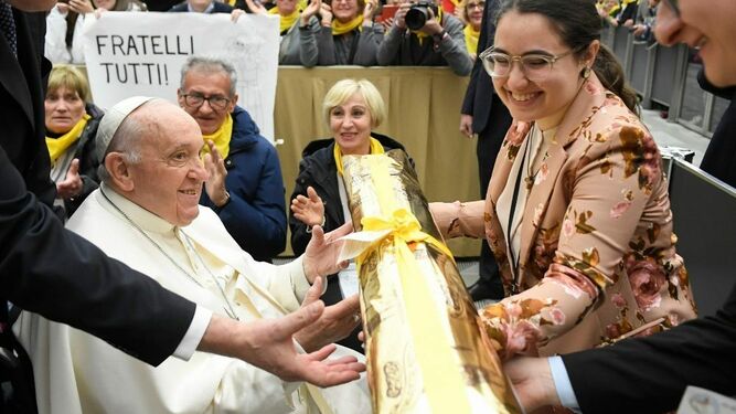 Los peregrinos de Cremona agasajaron al Papa