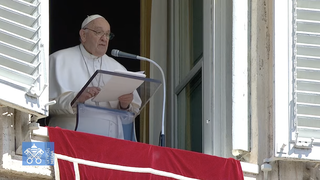 Francisco, durante el Regina Coeli