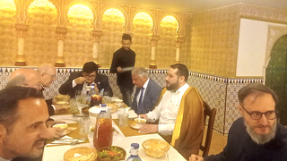 El cardenal Osoro en la ruptura del ayuno en el Centro Islámico de Madrid