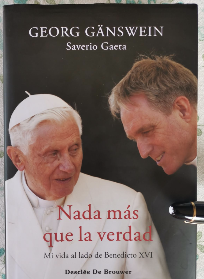 Libro de Ganswein