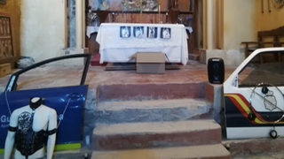 Las piezas expuestas ilegalmente en la iglesia