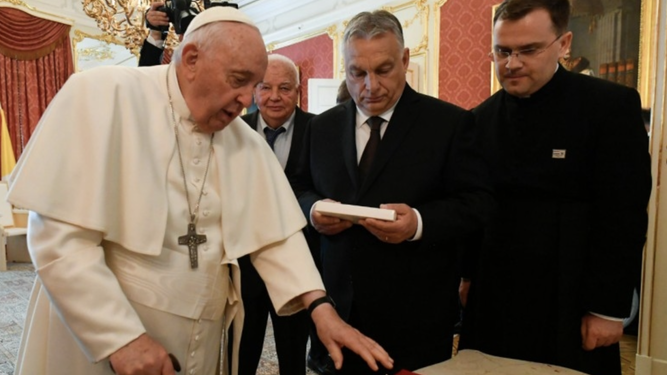 Viktor Orbán, con el Papa