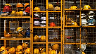 Cascos de trabajadores