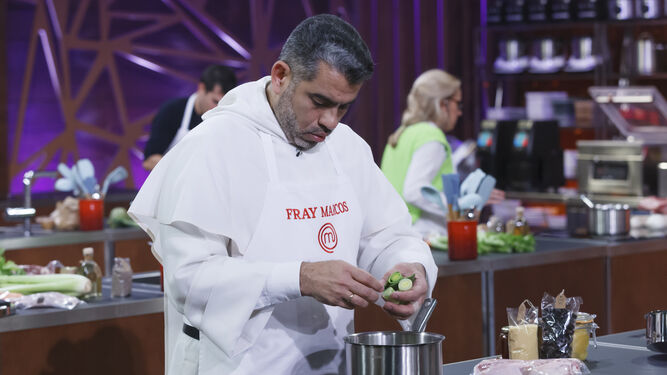 Fray Marcos durante una de las pruebas de MasterChef