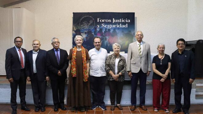 Jesuitas y Episcopado Mexicano Inauguran "Foros de Justicia y Seguridad"