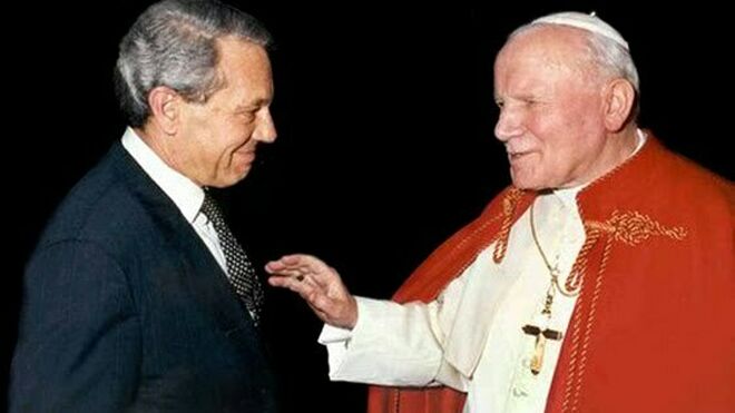 Joaquín Navarro-Valls y Karol Wojtyla