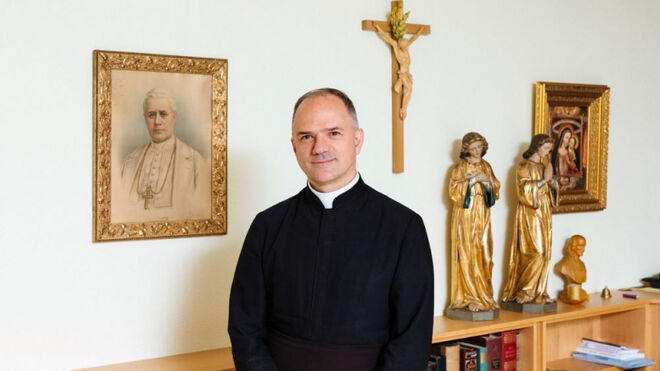 Davide Pagliarani, superior general de los lefebvrianos