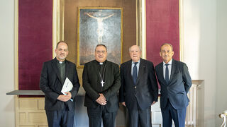 Reunión con el Arzobispo de Granada