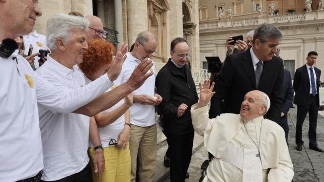 El Papa se despide de las víctimas de abusos en Alemania, recibidos tras la audiencia general