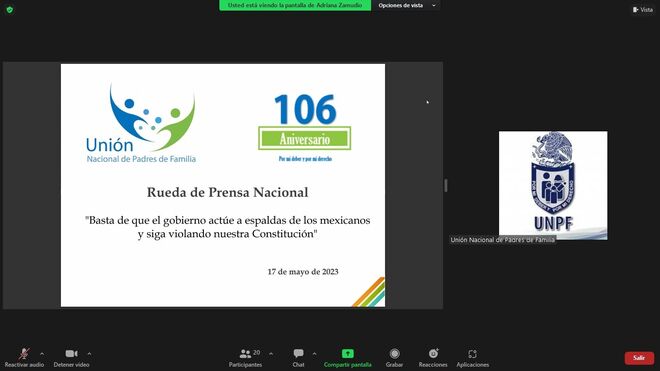 Padres de familia piden detener entrega de libros de texto por carga ideológica